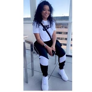 Meet your Posher, Jasmine